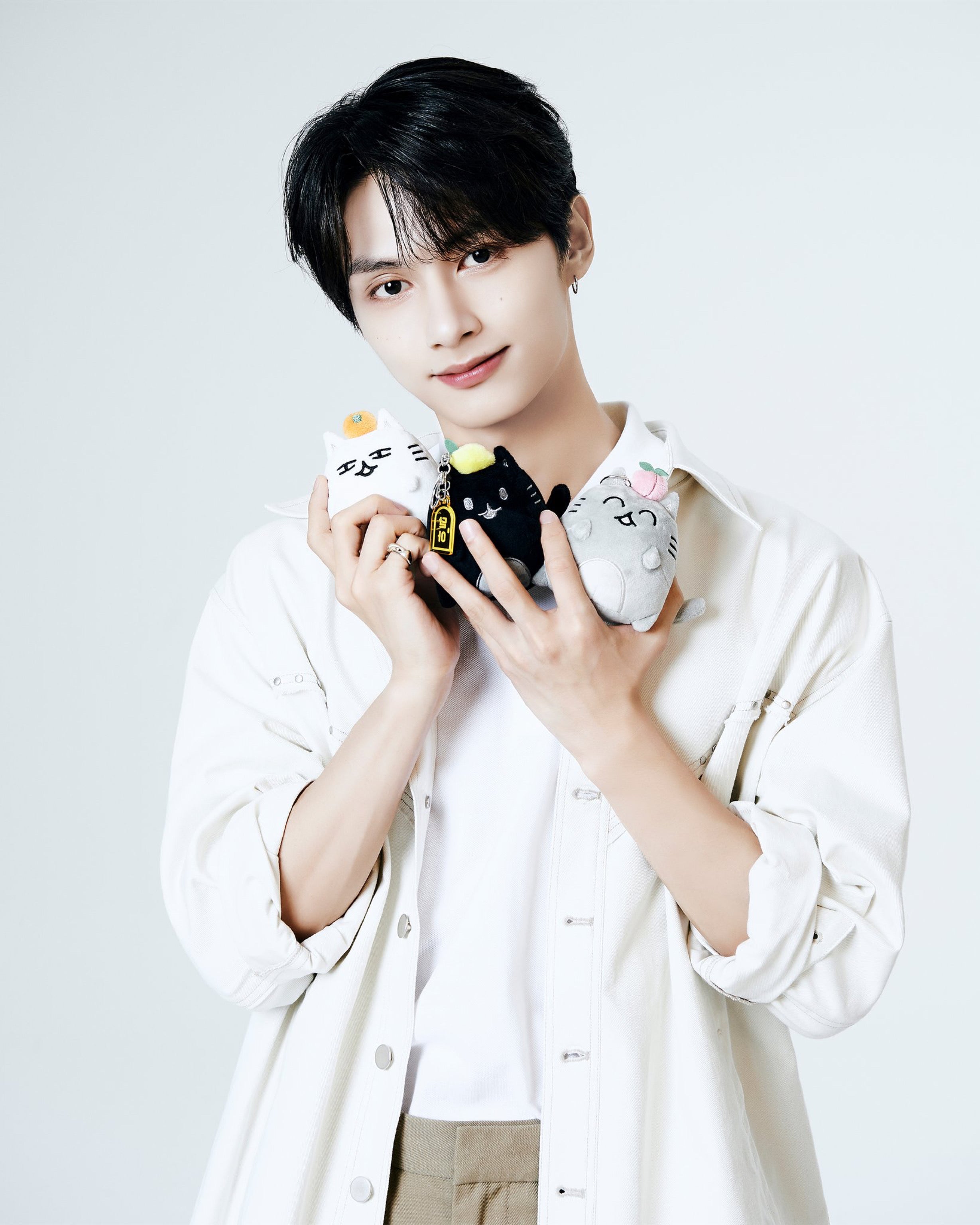 PRE ORDER] ✨ Artist-Made Collection by Jun - O.C.L. Keyring Set